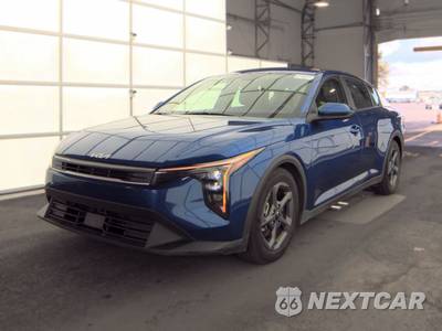 2025 Kia K4 LXS - zdjęcie 1 z 31 - miniatura