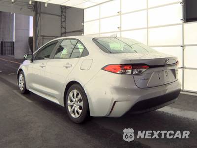 2025 Toyota Corolla LE Sedan - zdjęcie 6 z 37 - miniatura