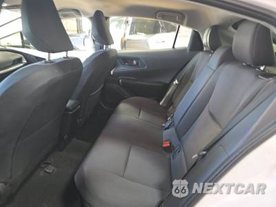 2026 Toyota Prius LE - zdjęcie 13 z 29 - miniatura