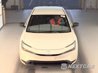 2026 Toyota Prius LE - zdjęcie 2 z 29 - miniatura