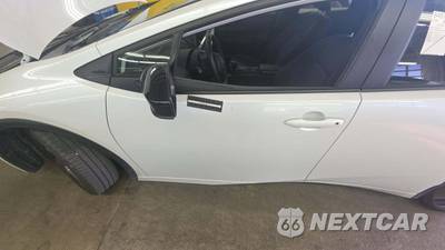 2026 Toyota Prius LE - zdjęcie 25 z 29 - miniatura