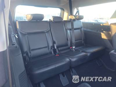 2025 Ford Expedition MAX Platinum - zdjęcie 14 z 31 - miniatura