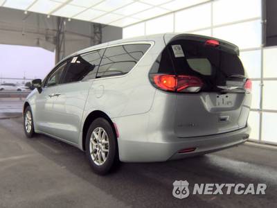 2023 Chrysler Voyager LX 121.6" WB - zdjęcie 6 z 25 - miniatura