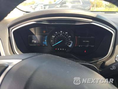 2020 Ford Fusion SEL - zdjęcie 9 z 22 - miniatura