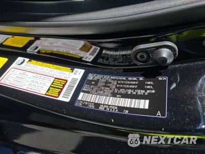 2025 Toyota Sienna LE 8-Passenger 120.5" WB - zdjęcie 15 z 27 - miniatura