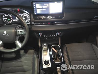 2025 Mitsubishi Outlander Trail Edition - zdjęcie 11 z 24 - miniatura
