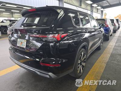 2025 Mitsubishi Outlander Trail Edition - zdjęcie 4 z 33 - miniatura