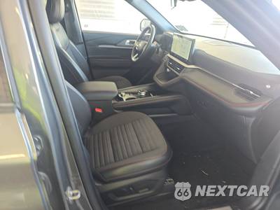 2025 Ford Explorer ST-Line - zdjęcie 8 z 21 - miniatura