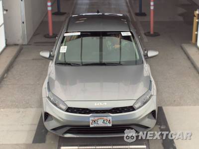 2023 Kia Forte LXS - zdjęcie 2 z 46 - miniatura