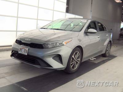 2023 Kia Forte LXS - zdjęcie 1 z 46 - miniatura