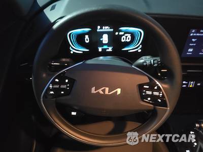 2025 Kia Niro LX - zdjęcie 10 z 26 - miniatura
