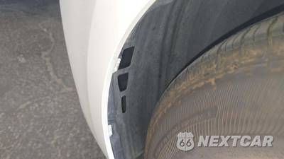 2025 Toyota Camry LE - zdjęcie 33 z 36 - miniatura