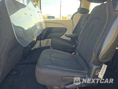 2023 Chrysler Voyager LX 121.6" WB - zdjęcie 13 z 28 - miniatura
