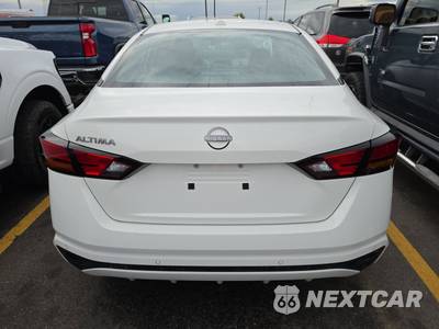 2025 Nissan Altima SV - zdjęcie 5 z 31 - miniatura