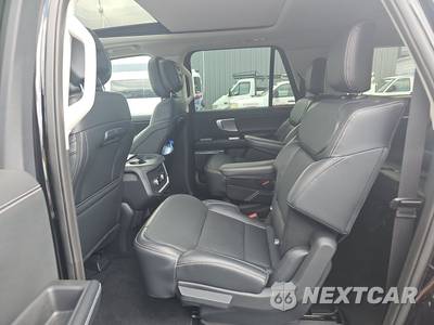 2026 Ford Expedition Max Platinum - zdjęcie 13 z 23 - miniatura