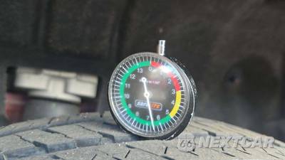 2023 Jeep Grand Cherokee Overland - zdjęcie 23 z 26 - miniatura