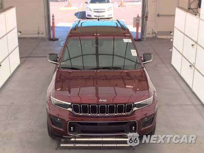 2023 Jeep Grand Cherokee Overland - zdjęcie 2 z 26 - miniatura