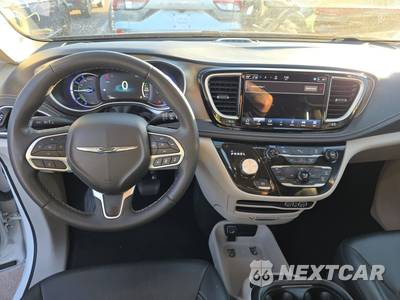 2024 Chrysler Pacifica Hybrid Select 121.6" WB - zdjęcie 11 z 31 - miniatura