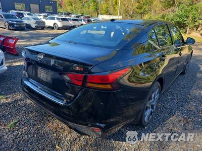 2023 Nissan Altima SR - zdjęcie 5 z 22 - miniatura