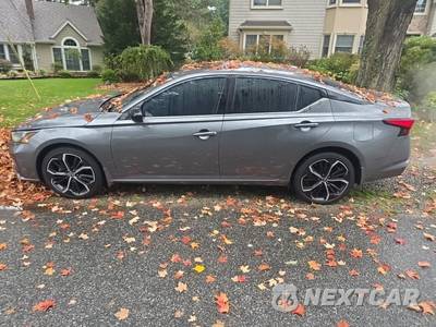 2024 Nissan Altima SR - zdjęcie 8 z 25 - miniatura