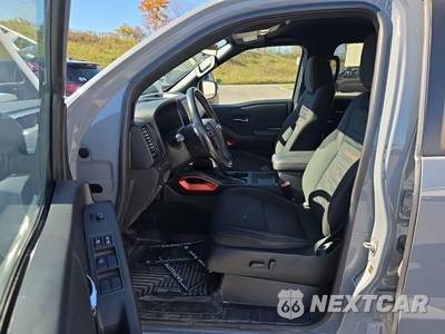 2023 Nissan Frontier PRO-4X Crew Cab Medium Bed - zdjęcie 11 z 23 - miniatura
