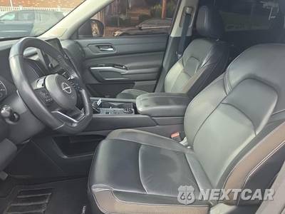 2024 Nissan Pathfinder SL - zdjęcie 14 z 35 - miniatura