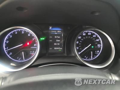 2018 Toyota Camry LE - zdjęcie 12 z 48 - miniatura