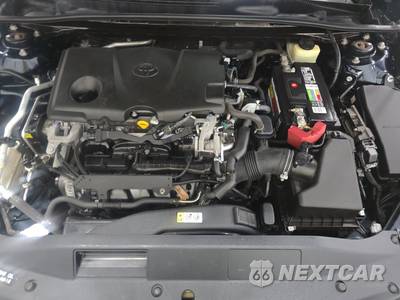 2018 Toyota Camry LE - zdjęcie 15 z 48 - miniatura