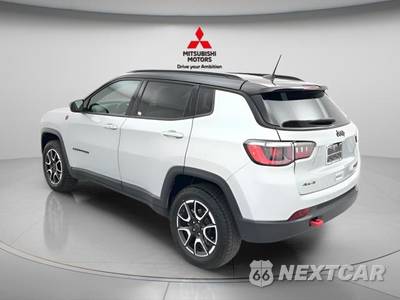 2025 Jeep Compass Trailhawk - zdjęcie 6 z 48 - miniatura