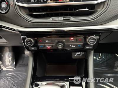 2025 Jeep Compass Trailhawk - zdjęcie 30 z 48 - miniatura