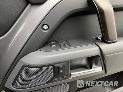 2021 Land Rover Defender 110 X - zdjęcie 16 z 50 - miniatura