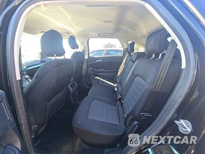 2018 Ford Edge SE - zdjęcie 13 z 33 - miniatura