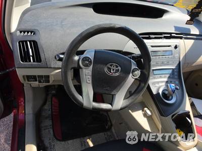 2010 Toyota Prius V - zdjęcie 10 z 55 - miniatura