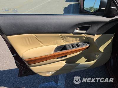 2011 Honda Accord Sedan EX-L - zdjęcie 9 z 36 - miniatura