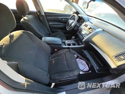 2015 Nissan Altima 2.5 S - zdjęcie 8 z 69 - miniatura