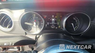 2023 Jeep Wrangler 4xe 4 Door Sahara - zdjęcie 19 z 34 - miniatura
