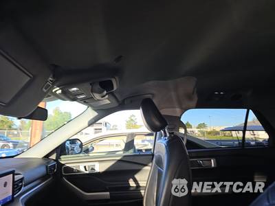 2021 Ford Explorer XLT - zdjęcie 18 z 30 - miniatura