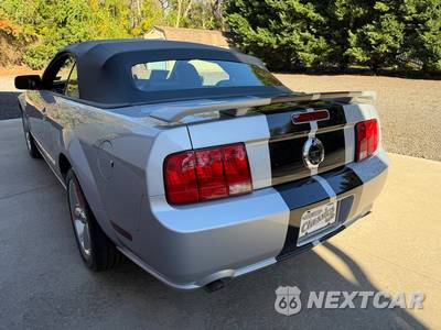2006 Ford Mustang GT Premium Convertible - zdjęcie 17 z 50 - miniatura