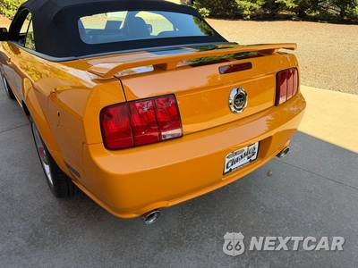2007 Ford Mustang GT Deluxe Convertible - zdjęcie 33 z 50 - miniatura