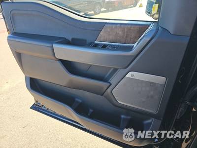 2023 Ford F-150 LARIAT Crew Cab Short Bed - zdjęcie 9 z 21 - miniatura
