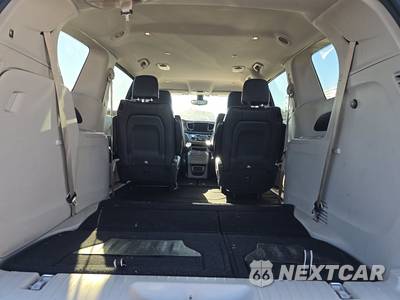 2017 Chrysler Pacifica Touring L 121.6" WB - zdjęcie 17 z 24 - miniatura