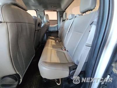 2018 Ford Super Duty F-350 XL Extended Cab Long Bed w/Rear Doors - zdjęcie 13 z 17 - miniatura