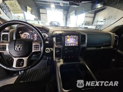 2017 Ram 2500 Laramie Crew Cab Medium Bed - zdjęcie 11 z 25 - miniatura