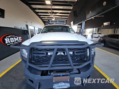 2020 Ram 4500 Cab Chassis Tradesman Crew Cab DRW - zdjęcie 2 z 17 - miniatura
