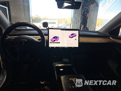 2024 Tesla Model Y Long Range - zdjęcie 11 z 17 - miniatura