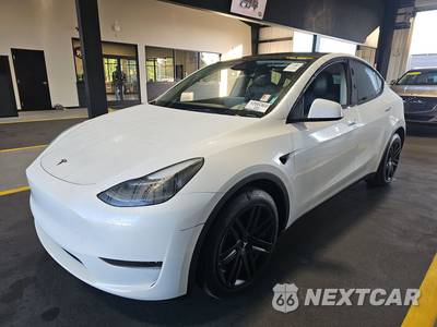 2024 Tesla Model Y Long Range - zdjęcie 1 z 17 - miniatura