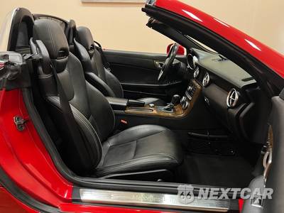 2016 Mercedes-Benz SLK 350 - zdjęcie 28 z 50 - miniatura
