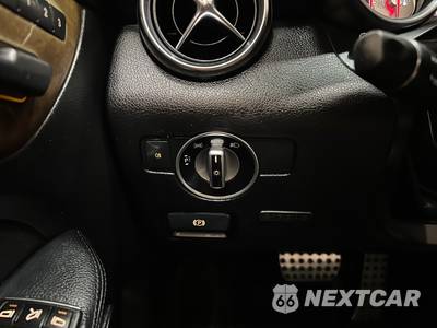2016 Mercedes-Benz SLK 350 - zdjęcie 37 z 50 - miniatura