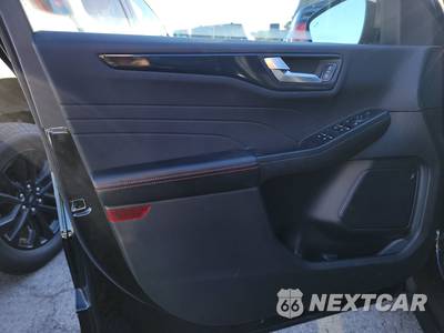 2023 Ford Escape ST-Line - zdjęcie 23 z 25 - miniatura