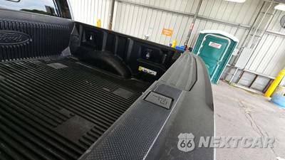 2023 Ford F-150 XLT Crew Cab Short Bed - zdjęcie 30 z 38 - miniatura
